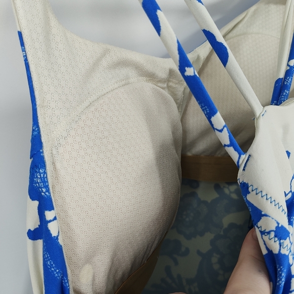 Lululemon | "Free to Be" tank - Picture 5 of 6